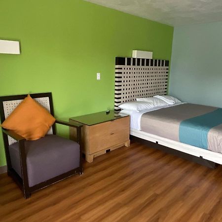 Country Yard Inn And Suites Sikeston Eksteriør bilde