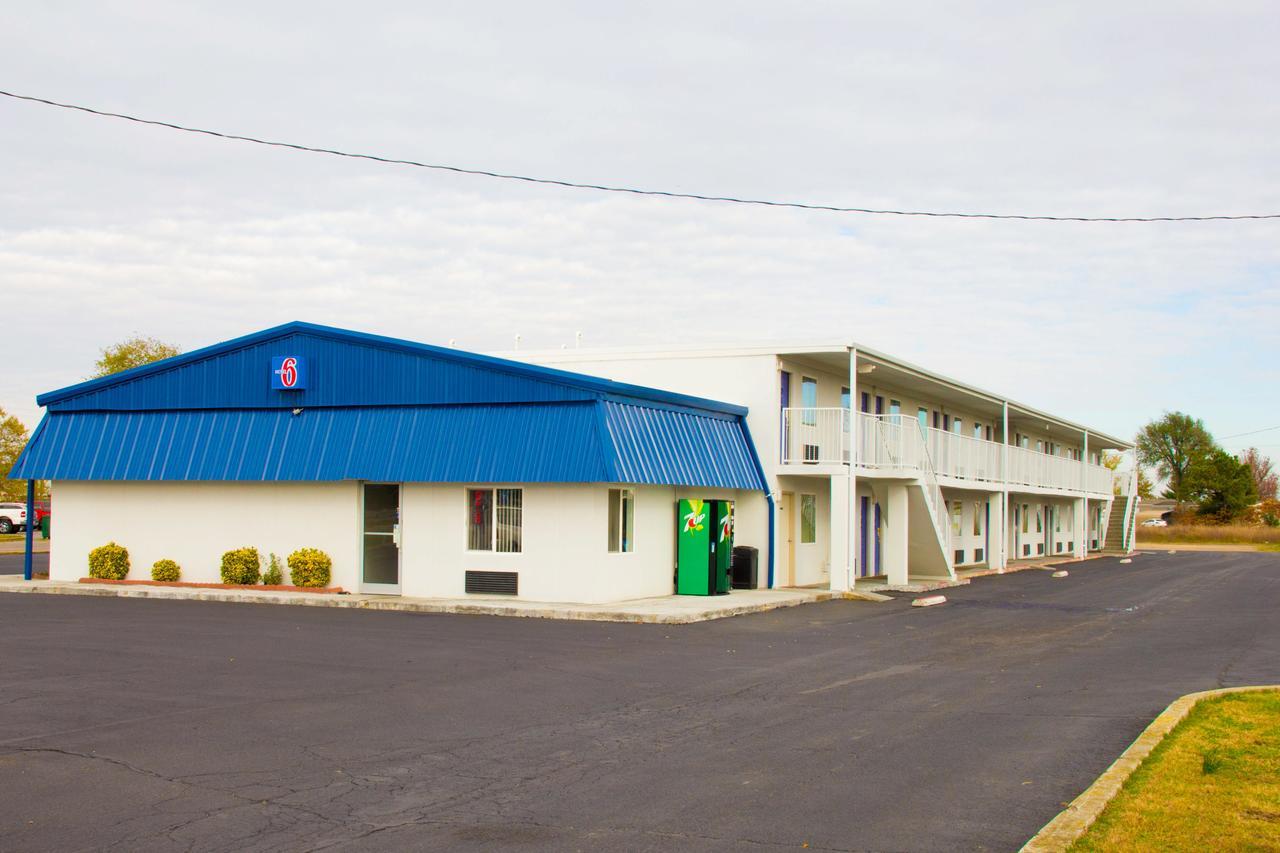 Country Yard Inn And Suites Sikeston Eksteriør bilde