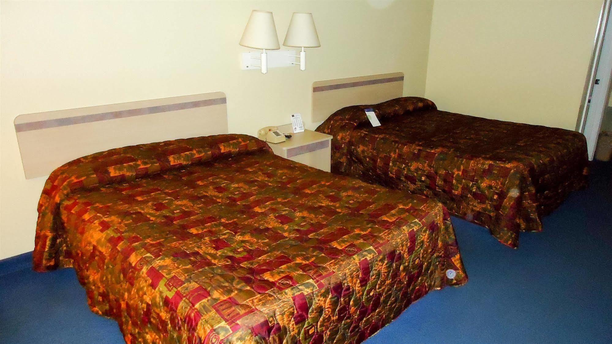 Country Yard Inn And Suites Sikeston Eksteriør bilde