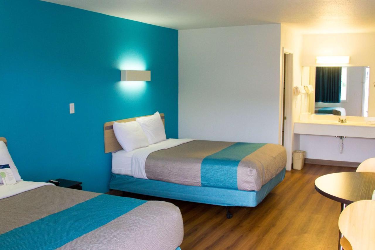 Country Yard Inn And Suites Sikeston Eksteriør bilde